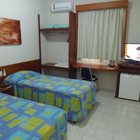 Sanare Hotel Uberlândia Екстериор снимка