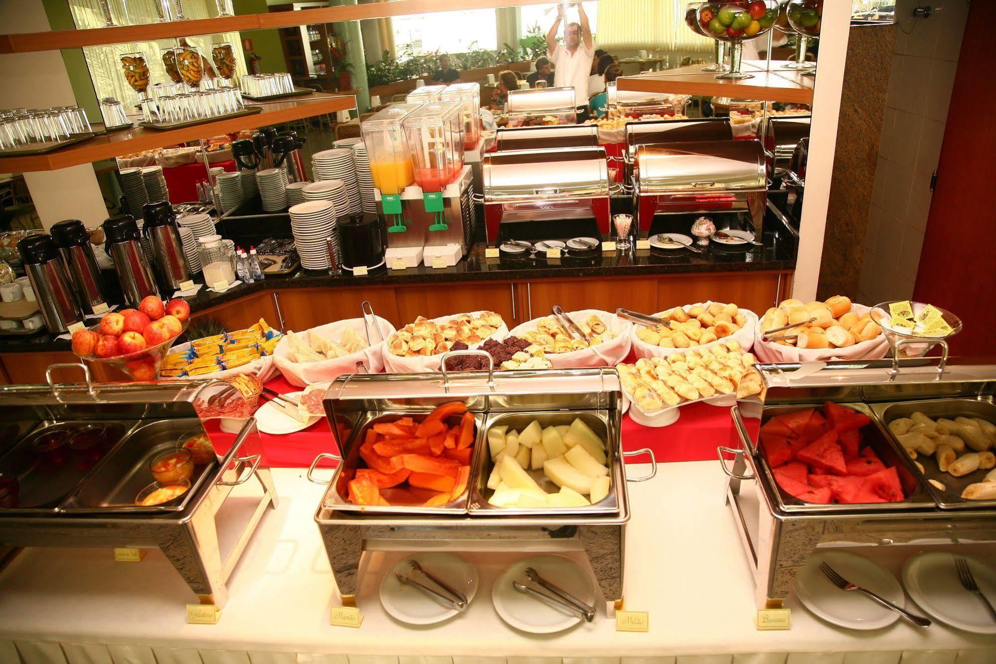 Sanare Hotel Uberlândia Екстериор снимка